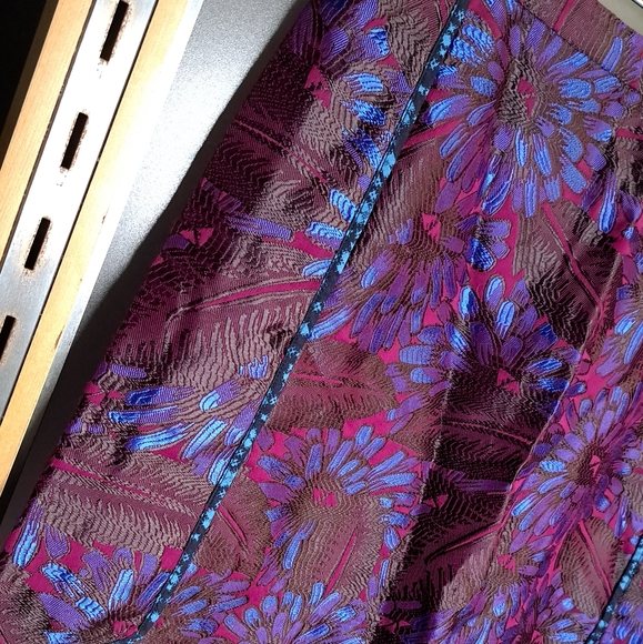 J.Crew • Vibrant GORGEOUS Floral Jacquard Neon Purple Blue Mini Pencil Skirt 12 - Picture 6 of 17